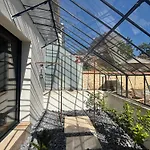 Les Ecuries De Rigny, De Gamme Avec Privatif Et Piscine Au Coeur D'un Jardin Arbore