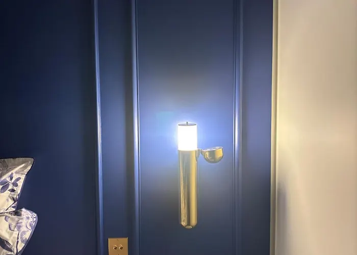 Bed & Breakfast Les Ecuries De Rigny, Suite Haut De Gamme Avec Spa Privatif Et Piscine Au Coeur D'Un Jardin Arbore