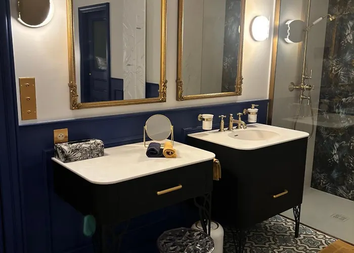 Les Ecuries De Rigny, Suite Haut De Gamme Avec Spa Privatif Et Piscine Au Coeur D'Un Jardin Arbore Bed & Breakfast Nancy