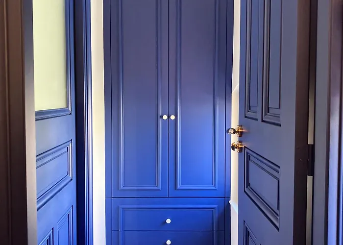 Les Ecuries De Rigny, Suite Haut De Gamme Avec Spa Privatif Et Piscine Au Coeur D'Un Jardin Arbore